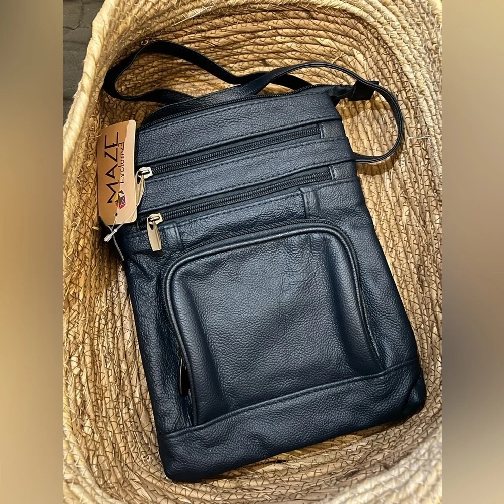 Maze Crossbody Navy Leather 5 Zip 1 Pocket